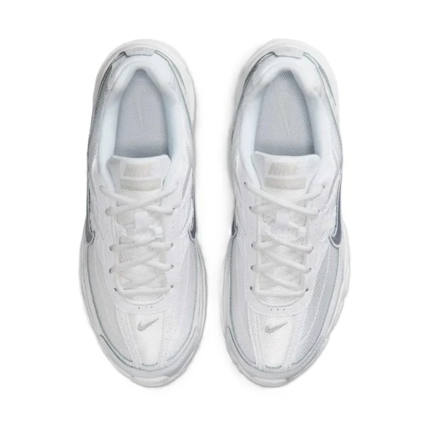 Nike Initiator Running Shoes For Women, White&Silver - Image 5