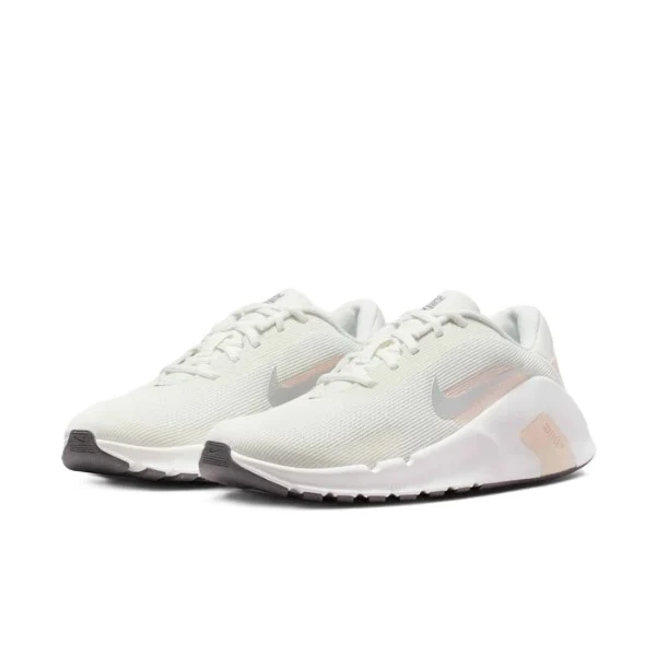 Nike Flex Train Cross Training Shoes For Women, White - Image 4